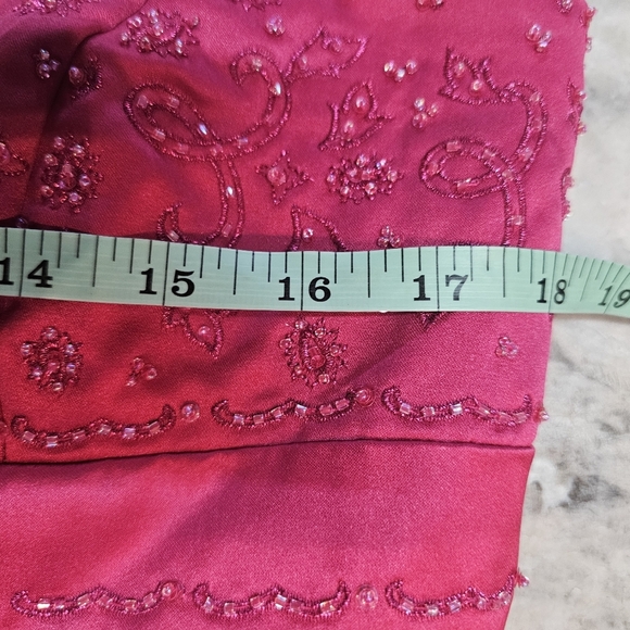 David’s Bridal Strapless Beaded Formal Dress Size 14 Magenta F13128 Bubble Hem - Picture 7 of 9
